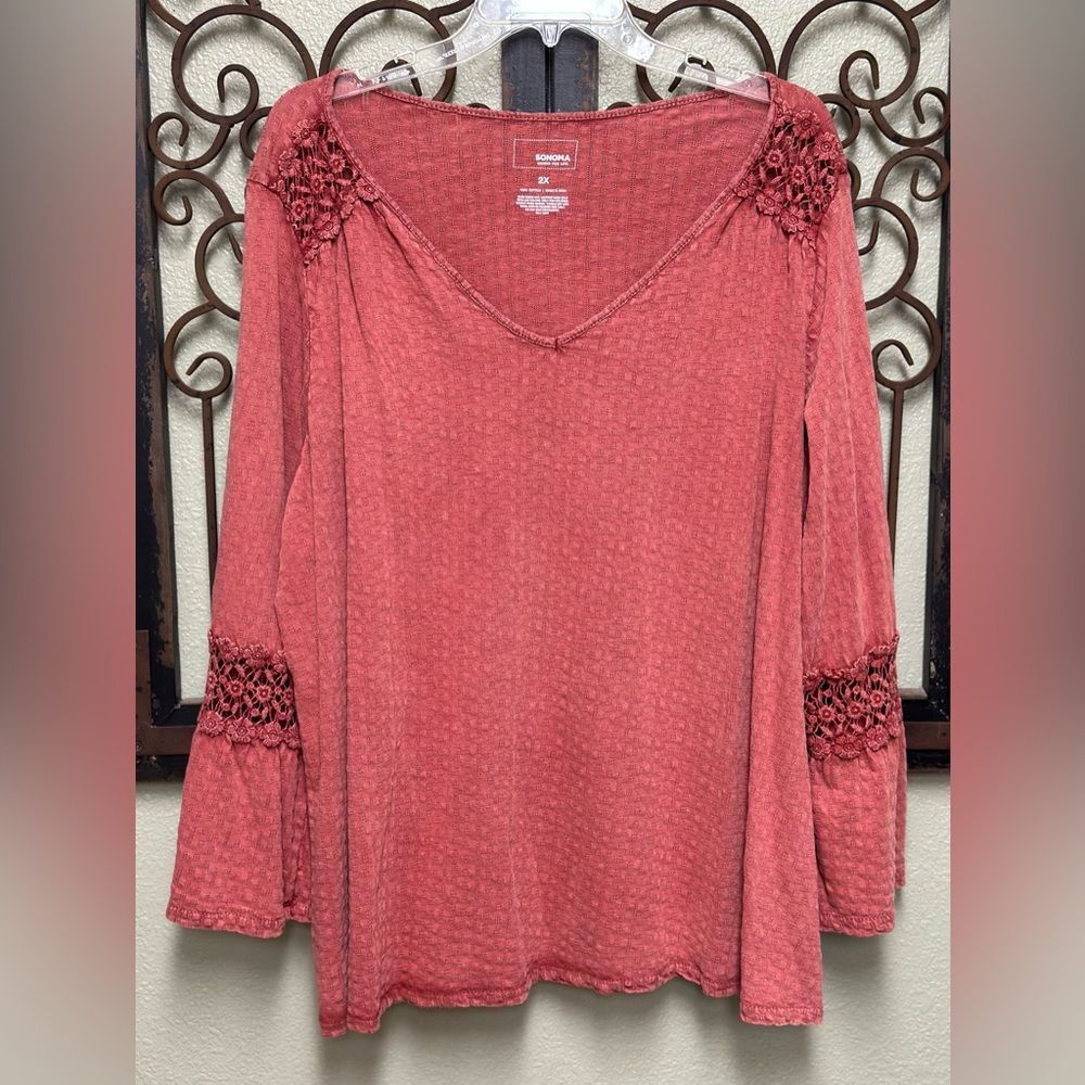 Sonoma vneck long sleeve top